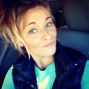 Meet your Posher, Sherry